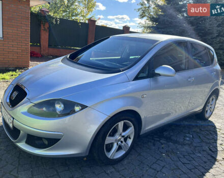 Серый Сеат Алтеа, объемом двигателя 2 л и пробегом 321 тыс. км за 6000 $, фото 1 на Automoto.ua