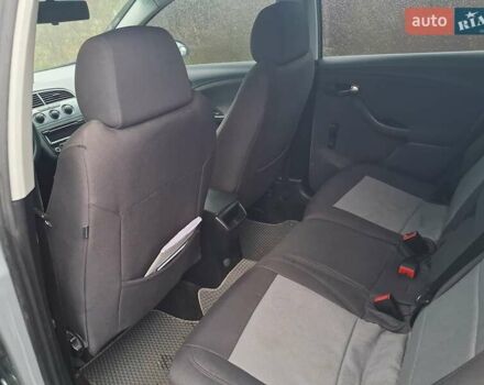 Серый Сеат Алтеа, объемом двигателя 1.6 л и пробегом 226 тыс. км за 5800 $, фото 1 на Automoto.ua