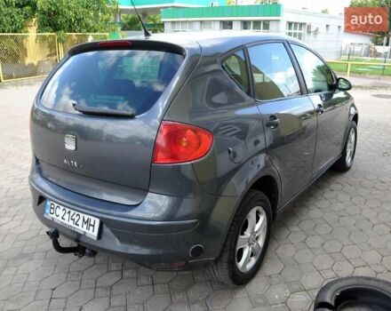 Сірий Сеат Altea, об'ємом двигуна 1.6 л та пробігом 215 тис. км за 4999 $, фото 7 на Automoto.ua