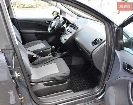 Сірий Сеат Altea, об'ємом двигуна 1.6 л та пробігом 215 тис. км за 4999 $, фото 23 на Automoto.ua