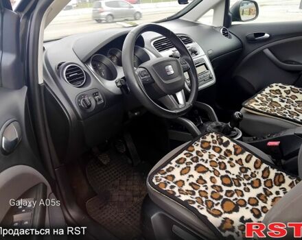Сірий Сеат Altea, об'ємом двигуна 2 л та пробігом 165 тис. км за 6800 $, фото 7 на Automoto.ua