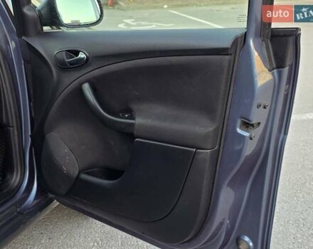 Сірий Сеат Altea, об'ємом двигуна 1.8 л та пробігом 208 тис. км за 7499 $, фото 23 на Automoto.ua