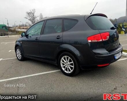 Сірий Сеат Altea, об'ємом двигуна 2 л та пробігом 165 тис. км за 6800 $, фото 4 на Automoto.ua