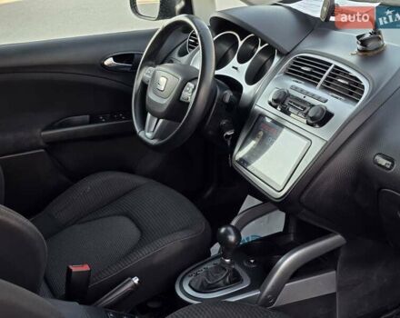 Сірий Сеат Altea, об'ємом двигуна 1.8 л та пробігом 208 тис. км за 7499 $, фото 22 на Automoto.ua