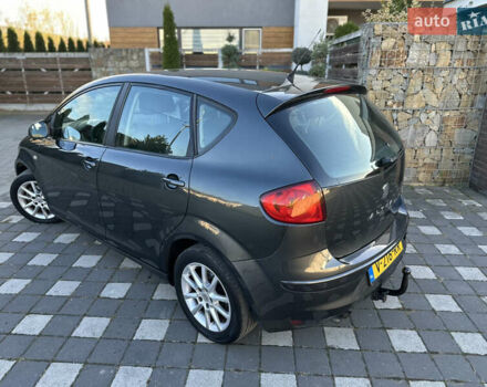 Сірий Сеат Altea, об'ємом двигуна 1.4 л та пробігом 179 тис. км за 5999 $, фото 17 на Automoto.ua