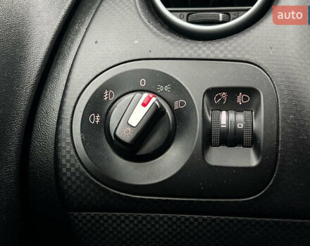 Сеат Altea 2011 у Львові на Automoto.ua Сірий Сеат Altea, об'ємом двигуна 1.39 л та пробігом 190 тис. км за 6999 $, фото 16 на Automoto.ua