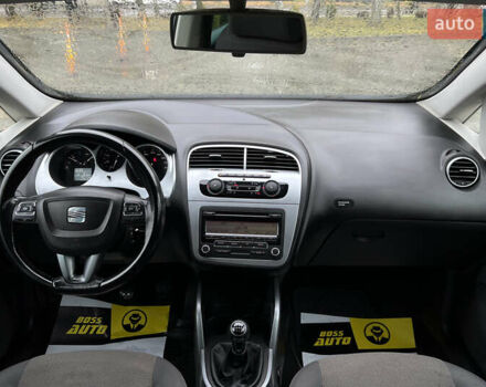 Сеат Altea 2011 у Львові на Automoto.ua Сірий Сеат Altea, об'ємом двигуна 1.39 л та пробігом 190 тис. км за 6999 $, фото 9 на Automoto.ua