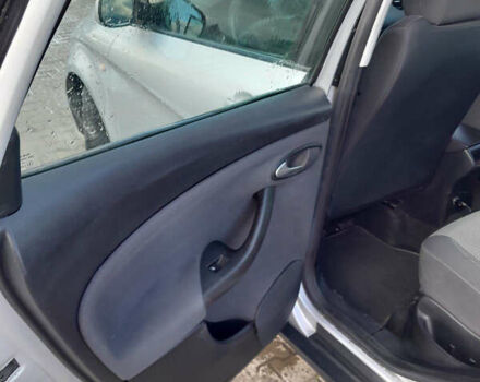 Сірий Сеат Altea, об'ємом двигуна 0 л та пробігом 190 тис. км за 5200 $, фото 6 на Automoto.ua