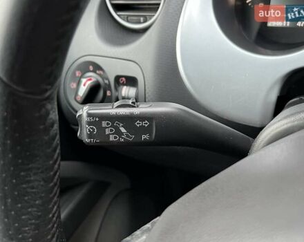 Сірий Сеат Altea, об'ємом двигуна 1.6 л та пробігом 294 тис. км за 5990 $, фото 16 на Automoto.ua