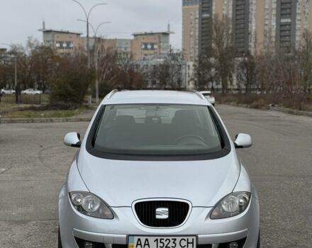 Серый Сеат Алтеа, объемом двигателя 2 л и пробегом 71 тыс. км за 9200 $, фото 1 на Automoto.ua
