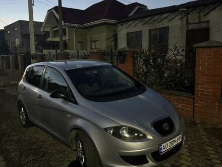 Серый Сеат Алтеа, объемом двигателя 1.6 л и пробегом 325 тыс. км за 3500 $, фото 1 на Automoto.ua