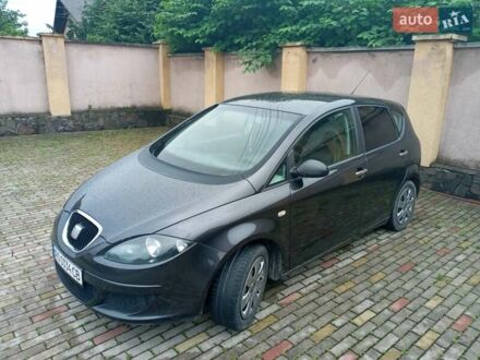 Сеат Altea 2005 у Мукачеве на Automoto.ua Сірий Сеат Altea, об'ємом двигуна 1.6 л та пробігом 197 тис. км за 3999 $, фото 1 на Automoto.ua