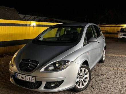 Серый Сеат Алтеа, объемом двигателя 1.6 л и пробегом 214 тыс. км за 5300 $, фото 1 на Automoto.ua