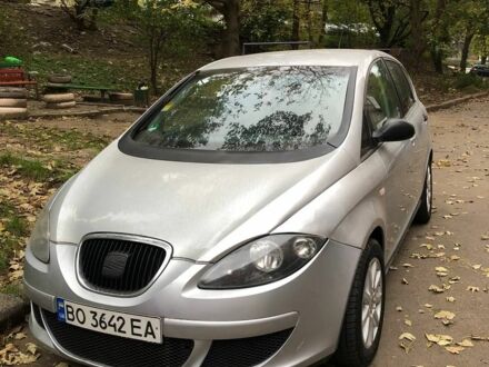 Сеат Алтеа 2005 в Хмельницком на Automoto.ua Серый Сеат Алтеа, объемом двигателя 1.6 л и пробегом 292 тыс. км за 4400 $, фото 1 на Automoto.ua