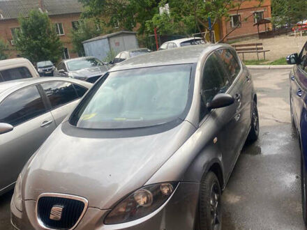 Сеат Алтеа 2005 в Полтаве на Automoto.ua Серый Сеат Алтеа, объемом двигателя 1.9 л и пробегом 305 тыс. км за 5000 $, фото 1 на Automoto.ua
