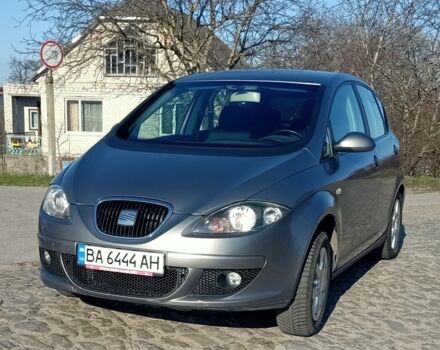 Сірий Сеат Altea, об'ємом двигуна 2 л та пробігом 197 тис. км за 5650 $, фото 1 на Automoto.ua