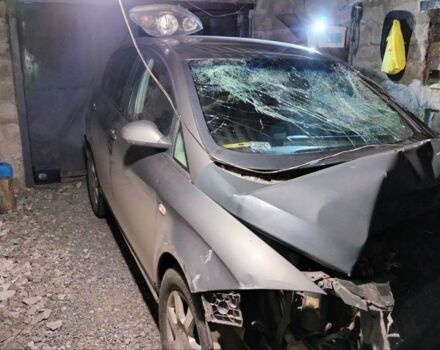 Серый Сеат Алтеа, объемом двигателя 2 л и пробегом 1000 тыс. км за 2500 $, фото 1 на Automoto.ua