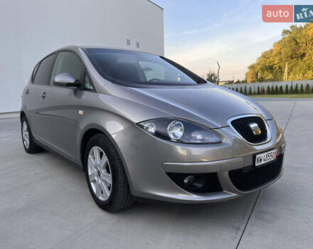 Серый Сеат Алтеа, объемом двигателя 2 л и пробегом 244 тыс. км за 5950 $, фото 1 на Automoto.ua