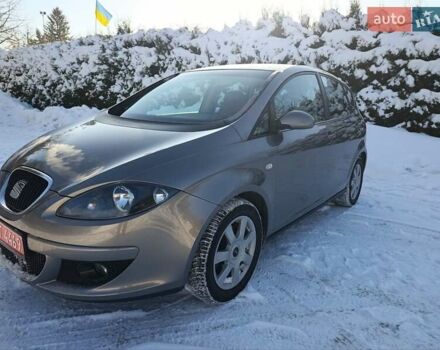 Сірий Сеат Altea, об'ємом двигуна 1.6 л та пробігом 198 тис. км за 4950 $, фото 1 на Automoto.ua