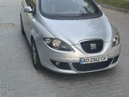 Сеат Алтеа 2005 в Ужгороде на Automoto.ua Серый Сеат Алтеа, объемом двигателя 2 л и пробегом 193 тыс. км за 4300 $, фото 1 на Automoto.ua
