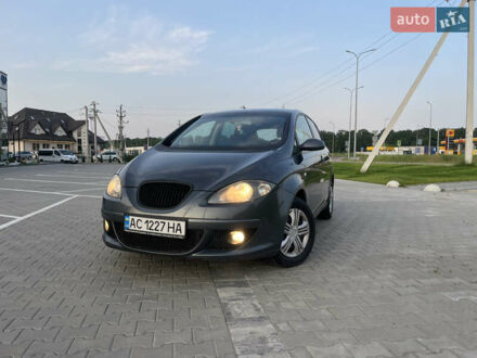 Сеат Алтеа 2006 в Луцке на Automoto.ua Серый Сеат Алтеа, объемом двигателя 1.97 л и пробегом 286 тыс. км за 5599 $, фото 1 на Automoto.ua