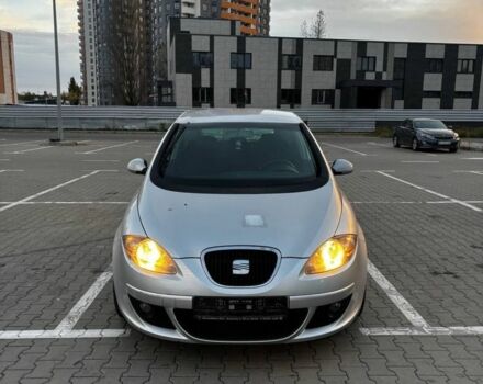 Сірий Сеат Altea, об'ємом двигуна 2 л та пробігом 400 тис. км за 1609 $, фото 1 на Automoto.ua