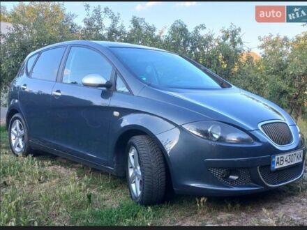 Сірий Сеат Altea, об'ємом двигуна 1.6 л та пробігом 220 тис. км за 4917 $, фото 1 на Automoto.ua