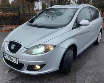 Сірий Сеат Altea, об'ємом двигуна 1.9 л та пробігом 267 тис. км за 6100 $, фото 1 на Automoto.ua