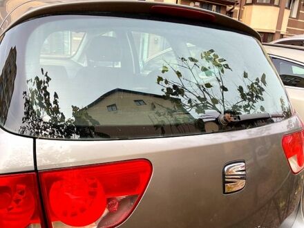 Серый Сеат Алтеа, объемом двигателя 1.6 л и пробегом 380 тыс. км за 4300 $, фото 1 на Automoto.ua