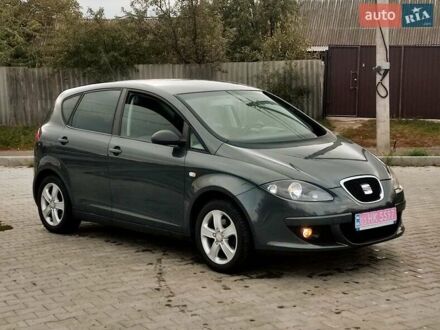 Сірий Сеат Altea, об'ємом двигуна 1.6 л та пробігом 232 тис. км за 5600 $, фото 1 на Automoto.ua