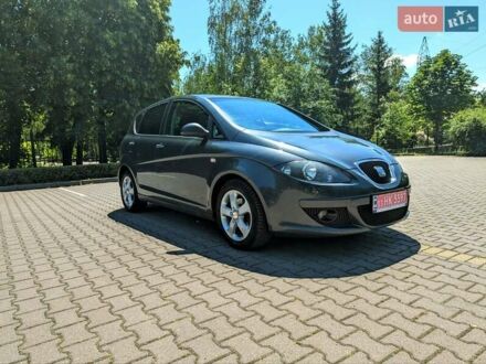 Сеат Алтеа 2008 в Миргороде на Automoto.ua Серый Сеат Алтеа, объемом двигателя 1.6 л и пробегом 200 тыс. км за 6000 $, фото 1 на Automoto.ua