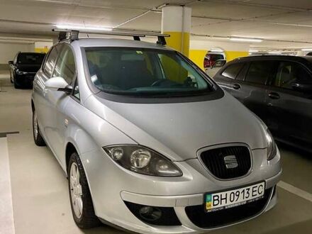 Сеат Алтеа 2008 в Киеве на Automoto.ua Серый Сеат Алтеа, объемом двигателя 1.98 л и пробегом 201 тыс. км за 6500 $, фото 1 на Automoto.ua