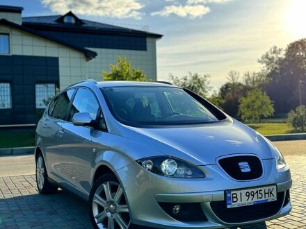 Сеат Алтеа 2008 в Решетиловке на Automoto.ua Серый Сеат Алтеа, объемом двигателя 1.4 л и пробегом 198 тыс. км за 6450 $, фото 1 на Automoto.ua
