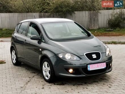 Сеат Алтеа 2008 в Полтаве на Automoto.ua Серый Сеат Алтеа, объемом двигателя 1.6 л и пробегом 232 тыс. км за 5950 $, фото 1 на Automoto.ua