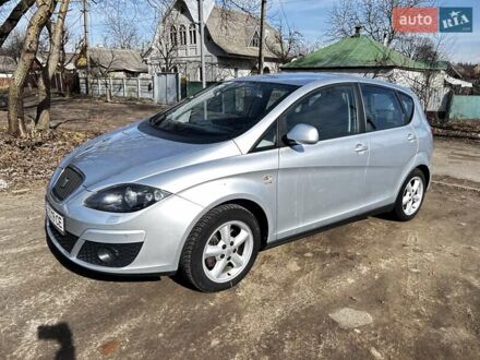 Сеат Altea 2009 у Чернігові на Automoto.ua Сірий Сеат Altea, об'ємом двигуна 1.39 л та пробігом 172 тис. км за 7000 $, фото 1 на Automoto.ua