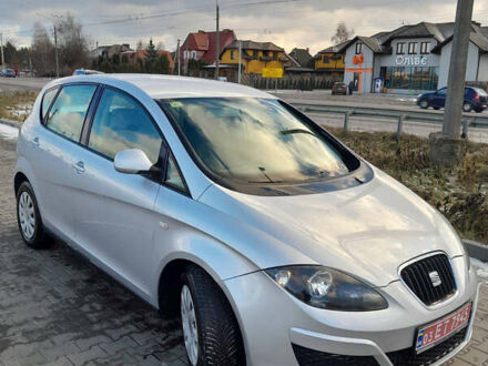 Серый Сеат Алтеа, объемом двигателя 0 л и пробегом 190 тыс. км за 5200 $, фото 1 на Automoto.ua