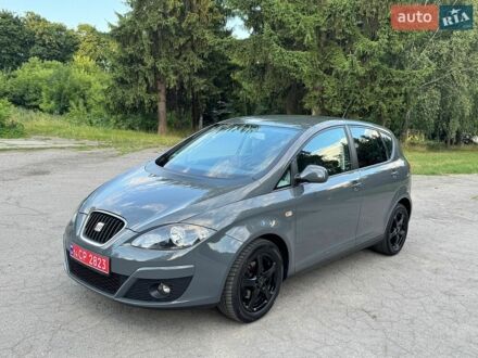 Сірий Сеат Altea, об'ємом двигуна 1.4 л та пробігом 172 тис. км за 7500 $, фото 1 на Automoto.ua