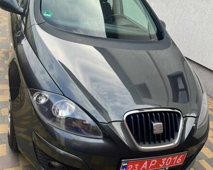 Сірий Сеат Altea, об'ємом двигуна 0 л та пробігом 159 тис. км за 6750 $, фото 1 на Automoto.ua