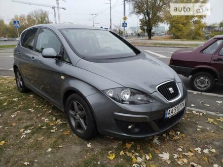 Сеат Алтеа 2015 в Киеве на Automoto.ua Серый Сеат Алтеа, объемом двигателя 1.6 л и пробегом 177 тыс. км за 8500 $, фото 1 на Automoto.ua