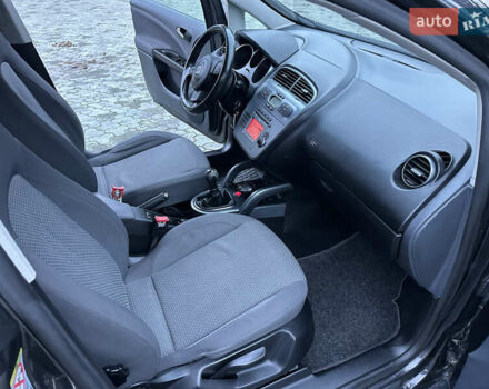 Синий Сеат Алтеа, объемом двигателя 1.6 л и пробегом 263 тыс. км за 5200 $, фото 31 на Automoto.ua