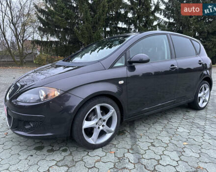 Синий Сеат Алтеа, объемом двигателя 1.6 л и пробегом 262 тыс. км за 5997 $, фото 3 на Automoto.ua