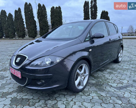 Синий Сеат Алтеа, объемом двигателя 1.6 л и пробегом 263 тыс. км за 5200 $, фото 1 на Automoto.ua