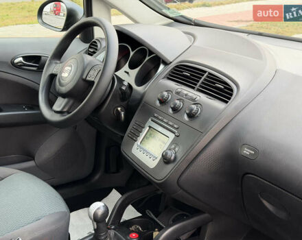 Синий Сеат Алтеа, объемом двигателя 1.6 л и пробегом 223 тыс. км за 6777 $, фото 61 на Automoto.ua