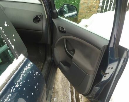 Сеат Алтеа 2008 в Полонном на Automoto.ua Синий Сеат Алтеа, объемом двигателя 1.9 л и пробегом 202 тыс. км за 6100 $, фото 1 на Automoto.ua