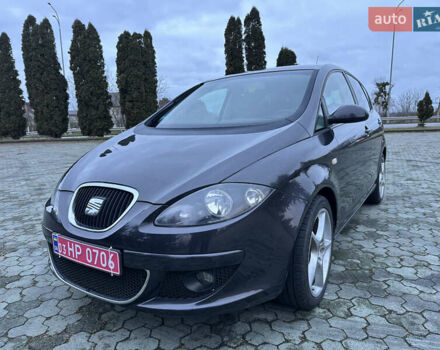 Синий Сеат Алтеа, объемом двигателя 1.6 л и пробегом 263 тыс. км за 5200 $, фото 1 на Automoto.ua