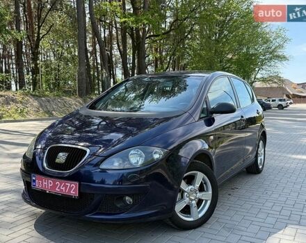 Синий Сеат Алтеа, объемом двигателя 1.6 л и пробегом 223 тыс. км за 5500 $, фото 1 на Automoto.ua
