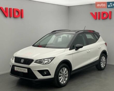 Білий Сеат Arona, об'ємом двигуна 1 л та пробігом 58 тис. км за 16786 $, фото 1 на Automoto.ua