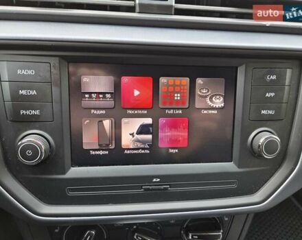 Белый Сеат Arona, объемом двигателя 1 л и пробегом 119 тыс. км за 14750 $, фото 18 на Automoto.ua