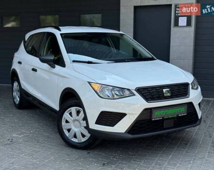 Білий Сеат Arona, об'ємом двигуна 1 л та пробігом 190 тис. км за 9900 $, фото 1 на Automoto.ua