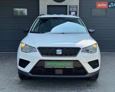 Білий Сеат Arona, об'ємом двигуна 1 л та пробігом 190 тис. км за 9900 $, фото 4 на Automoto.ua